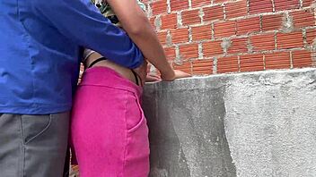 Uhh bricklayer bangs young latina at work break