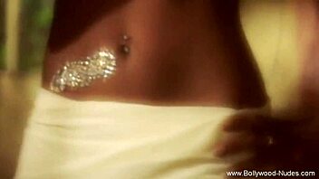 join me for an intimate erotic dance teasing your lust 😘💃