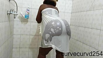 Thick Ebony Twerks Big Booty In Shower