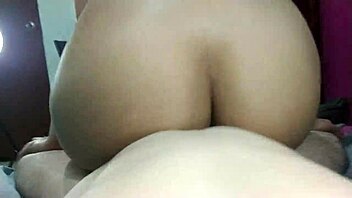 big ass milf begs for my cock when dads gone