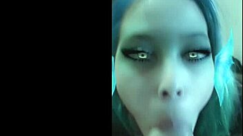 girlfriend snaps sultry blowjob sucking cock deep