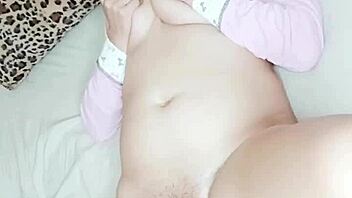 friend makes me squirt hard with massive dildo orgasm 🔥💦