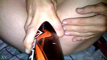 Amateur Mature Shoves HUGE Baseball Bat Inside!