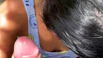 crazy latina girlfriend caught giving outdoor blowjob by torbe pillada