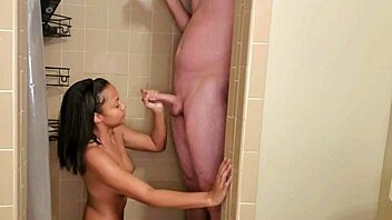 mixed babe deepthroats stepdad big cock swallows shower cum 😈🍆💦!