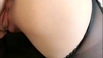 Cute Chinese teen plays sm with boyfriend homemade