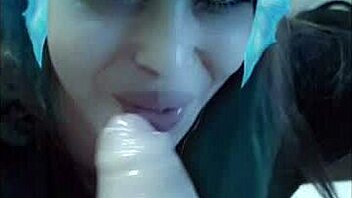 girlfriend snaps sultry blowjob sucking cock deep