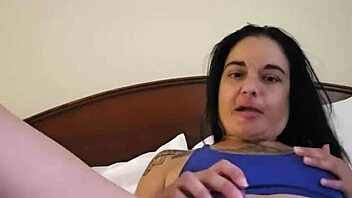 Petite emyangel fingers herself close up moaning softly