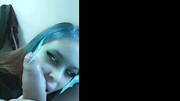 girlfriend snaps sultry blowjob sucking cock deep