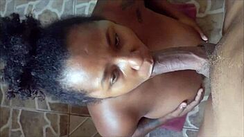 mames me espulso but titi's wet pussy saves the day