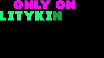 Marta Villalobos Spots Xander Jerking Crawls to Suck Fuck Dick