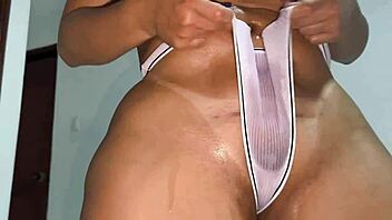 Juicy Latina Big Ass Mommy Begs For Rough Fuck For Cash!