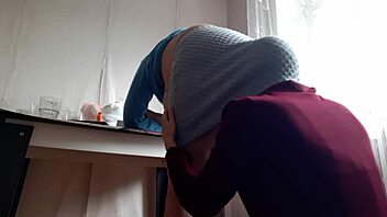 i devour milf boss big ass licking for juicy promotion in office