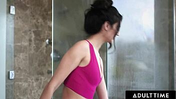 eliza ibarra sucks cock wrong glasses on