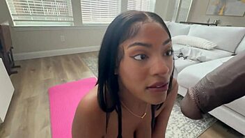 Guy rips yoga pants for sneaky fuck