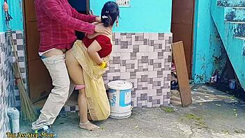 wanna join hot outdoor threesome with chubby indian babes?