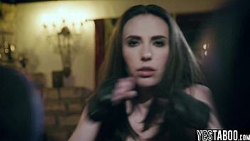 Gorgeous milf anal pounded by trainer mid workout