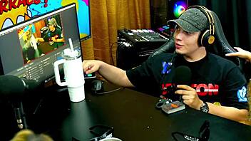 the naughty 18-year-old safada showed her sweaty pussy close up what would you do with this sexy latina bruna lambertini