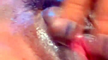 morena cacheada joi virtual sex esguicha buceta pov asmr shorts jeans dildo cumshot facial mature latina masturbation shaved pussy jerk off instructions toys