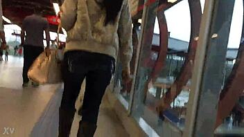 woman flashes jacket boots candid train upskirt