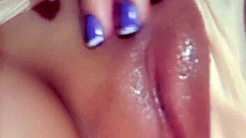 leaked country girl masturbates squirts alone home