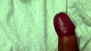 amateur vacation ends with massive cumshot
