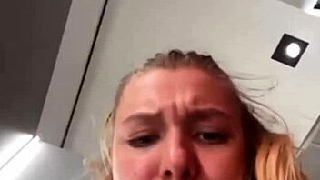 amateur bbw blonde teen public fucking boobs in changing room