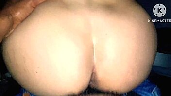 ever get that urge to fuck outdoors with people walking by