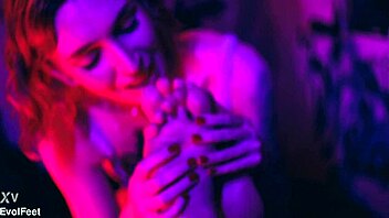 i want to worship your sexy feet bia roman and sam quinn