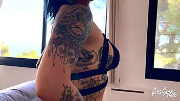 Alicia Sudiste Craves Thick Veiny Cock Deep Inside