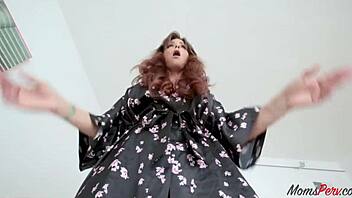 horny pregnant milf sucks off young stud after trick