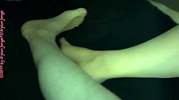 Milf nylon pantyhose feet tease in fine stockings play