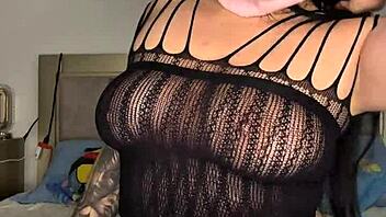 Hey, watch this naughty masked babe hammer her wet pussy!