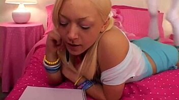 Lil Lexy teases her pussy with fingers in solo play