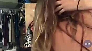 Sexy Blonde Teens Suck Hot Lesbians!
