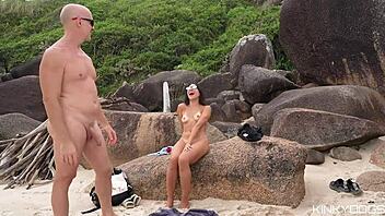 i met beach stranger went home to fuck wildly