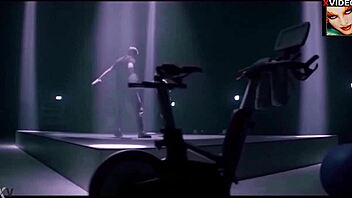 Meagan Tandy's Perfect Ebony Ballbusting Knee To Groin In Batwoman