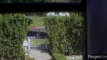 Uniformed hunk makes gorgeous amber moore squirt rimjob cowgirl