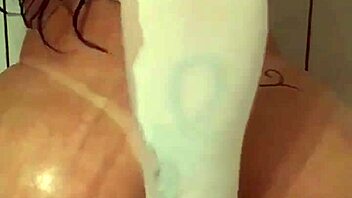 ANGEL LIMA SHAVES PUSSY BARE IN STEAMY BATH TIME