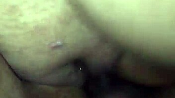 gordinha takes bbc raw and gets super wet