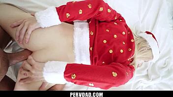 hey stepdaddy i'll please you for that christmas gift pervdad