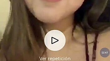 Sexy Blonde Teens Suck Hot Lesbians!