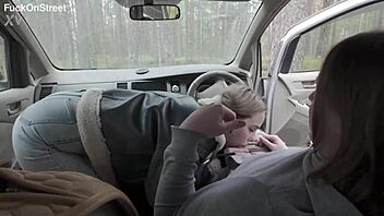 a real 18+ teen couple pulls over roadside for car fuck session