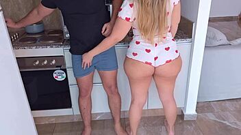 Who's ready for this cheating wife to spread ass for wild licking? 😏