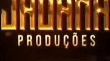 Mary jhuana's huge saggy tits bounce as brazilian bbw squirts wildly on bed