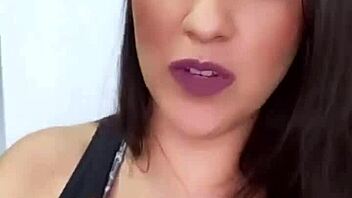 Hot Brazilian milf babe horny tits bouncing wild 🔥🍑