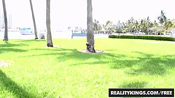 i crave monster curves ebony ass in realitykings parody