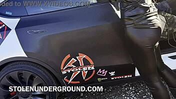 I'm pushing this dick deep racer style!