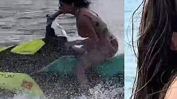 mia khalifa unleashes bold nude sexy hardcore action