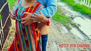 Desi beauty rides boyfriend passionately in outdoor bliss